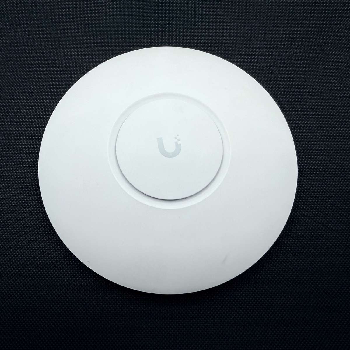Ubiquiti Networks U6 + 4 Spatial Streams Wifi 6 Acess Point White  (Grade B)