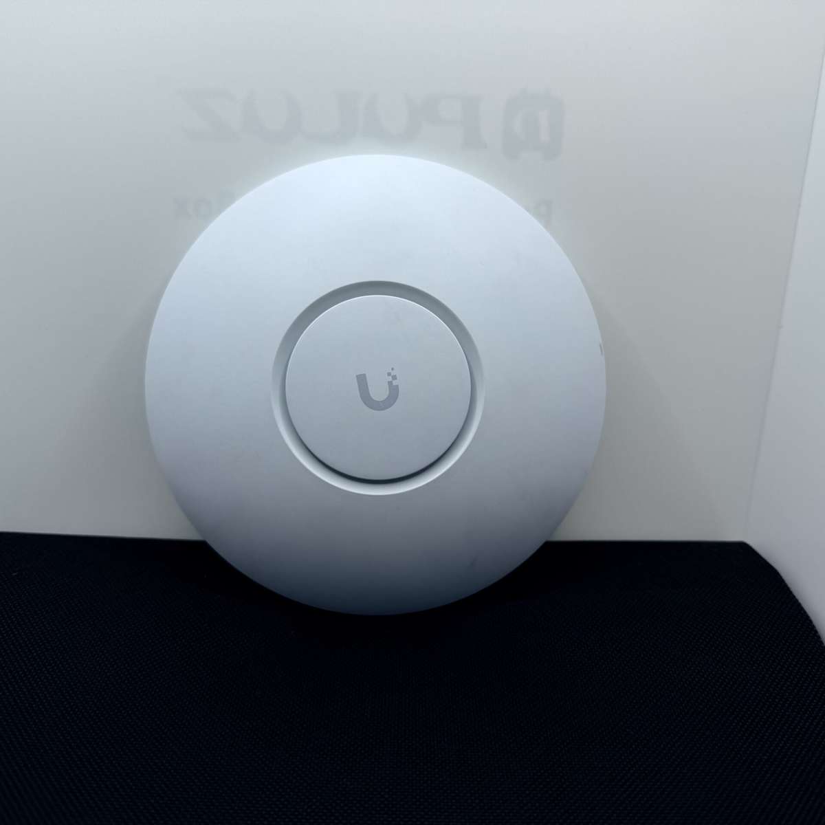 Ubiquiti Networks U6 + 4 Spatial Streams Wifi 6 Acess Point White  (Grade B)