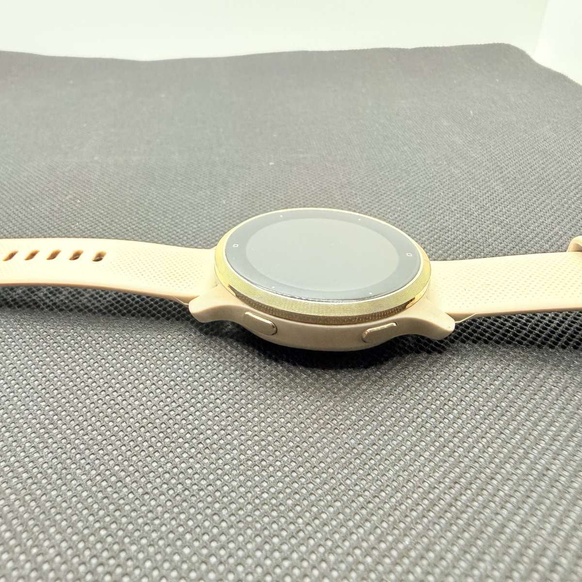 Garmin Venu 2S Gold - (Grade B)