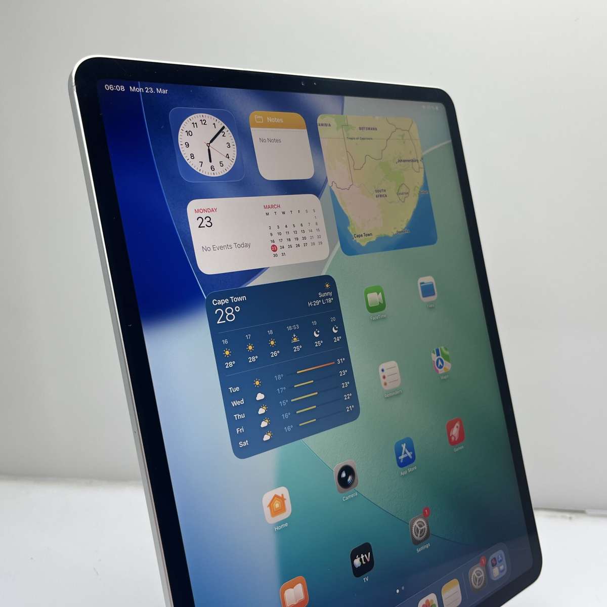 Apple iPad Pro 12.9 3RD Gen 256GB (WiFi/Cellular) Silver (Grade B)