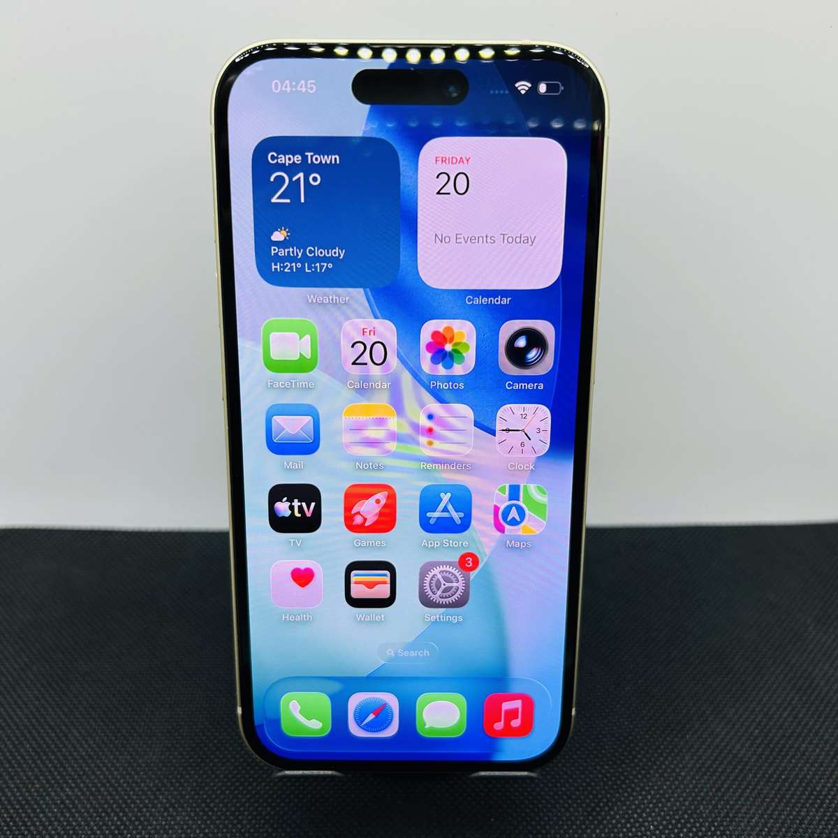 Apple iPhone 15 256GB Yellow (Condition: Good) - No Face ID