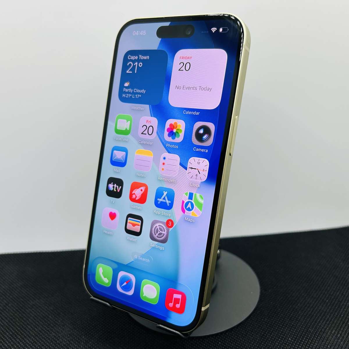 Apple iPhone 15 256GB Yellow (Condition: Good) - No Face ID