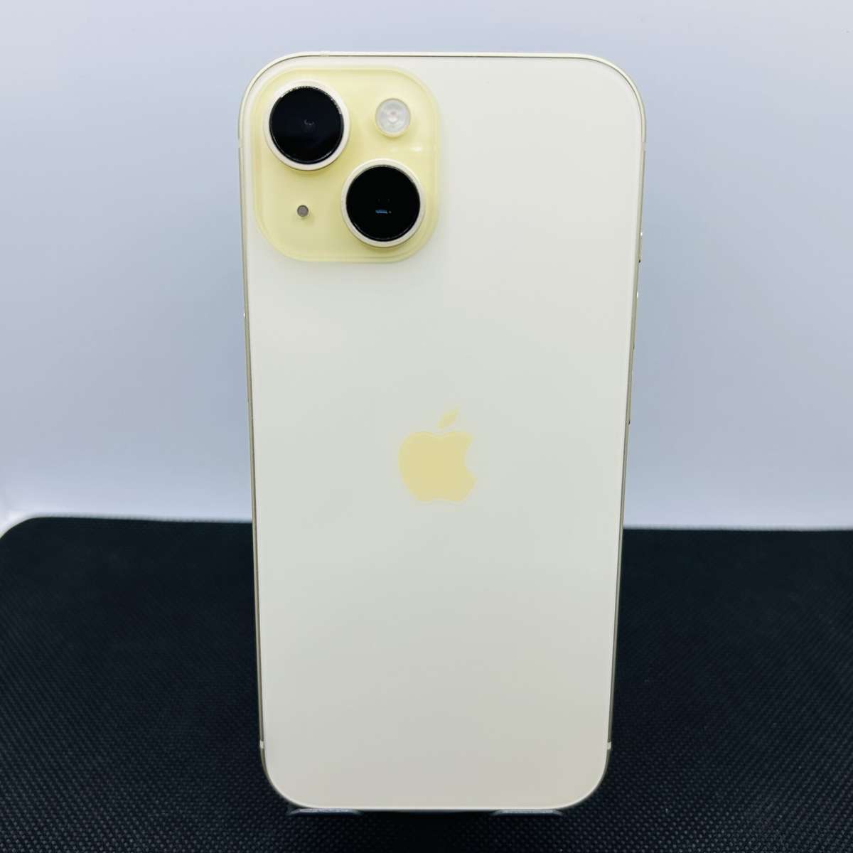Apple iPhone 15 256GB Yellow (Condition: Good) - No Face ID