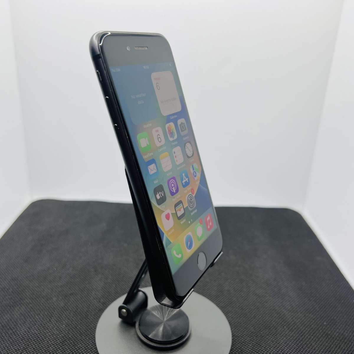 Apple iPhone 8 64GB Space Gray (Grade B) - Minor Bright Spots