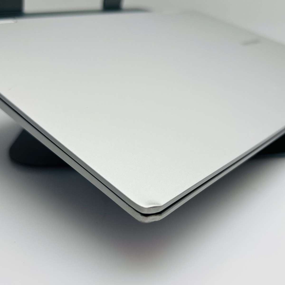 Samsung Galaxy Book 3 13th Gen Core i5 1.30GHz 16GB RAM 512GB SSD Silver (Condition: Good)