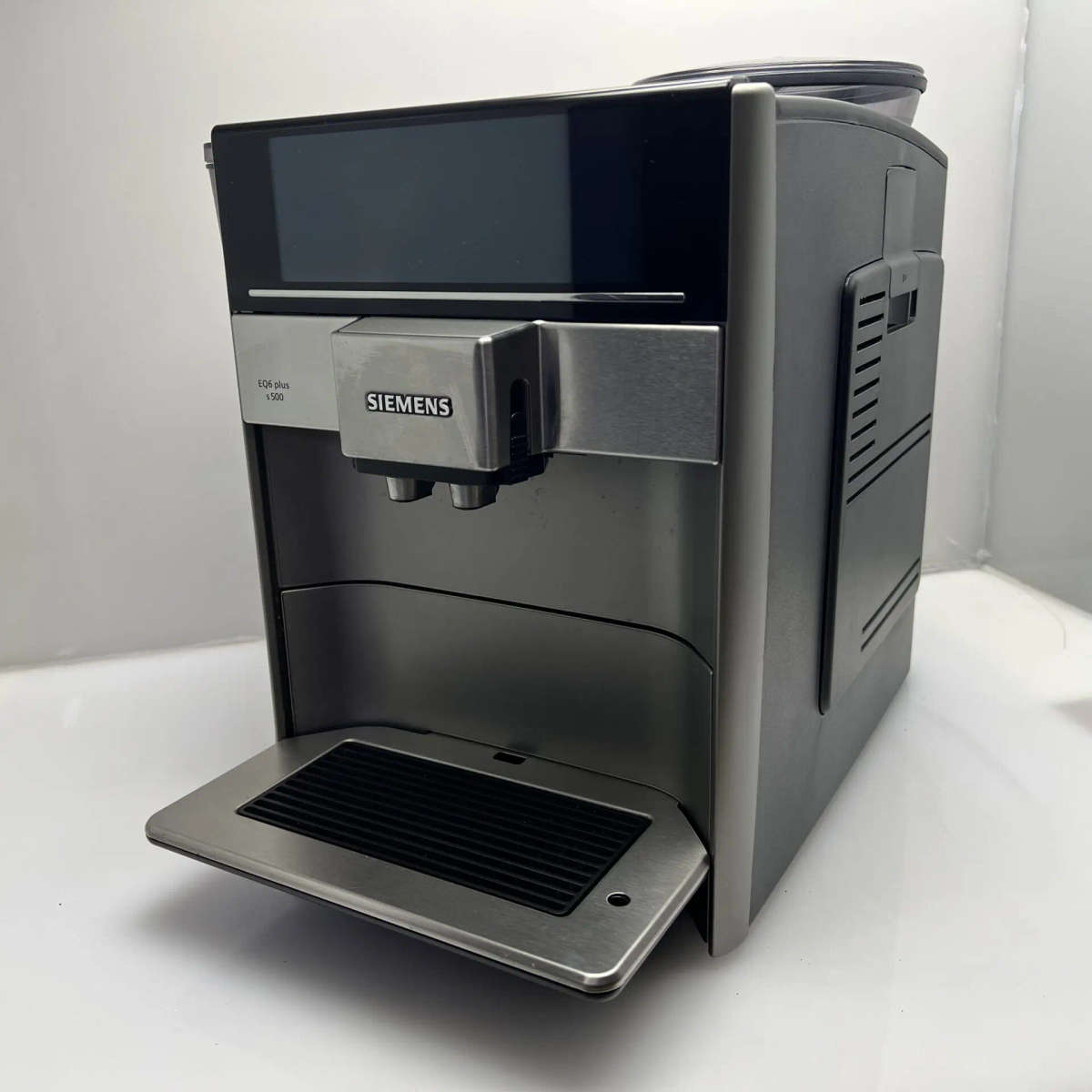 Siemens EQ6 Plus Fully Automatic Espresso Machine Black  (Grade B)
