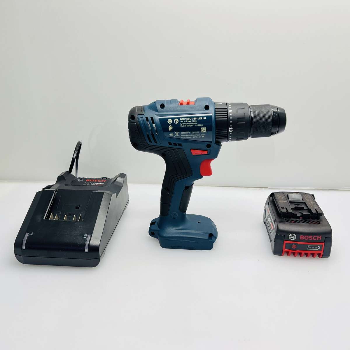 Bosch Professional GSB 183-LI cordless impact Drill Blue + Bosch 18V Battery + Bosch Battery Char...