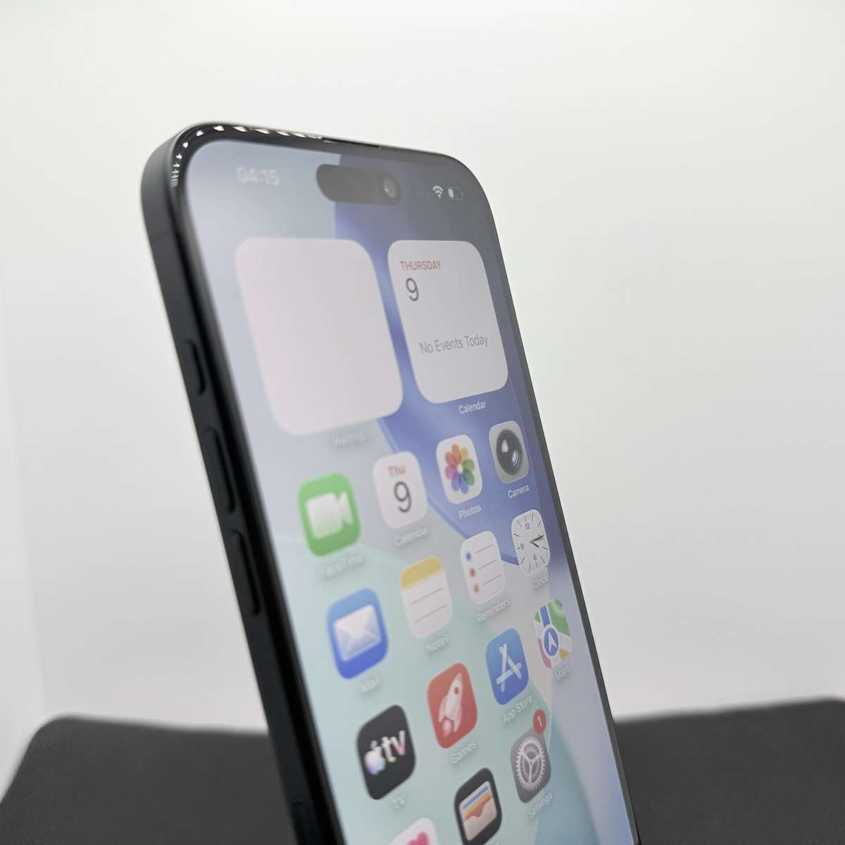 Apple iPhone 16 Plus 128GB Black  (Grade B)