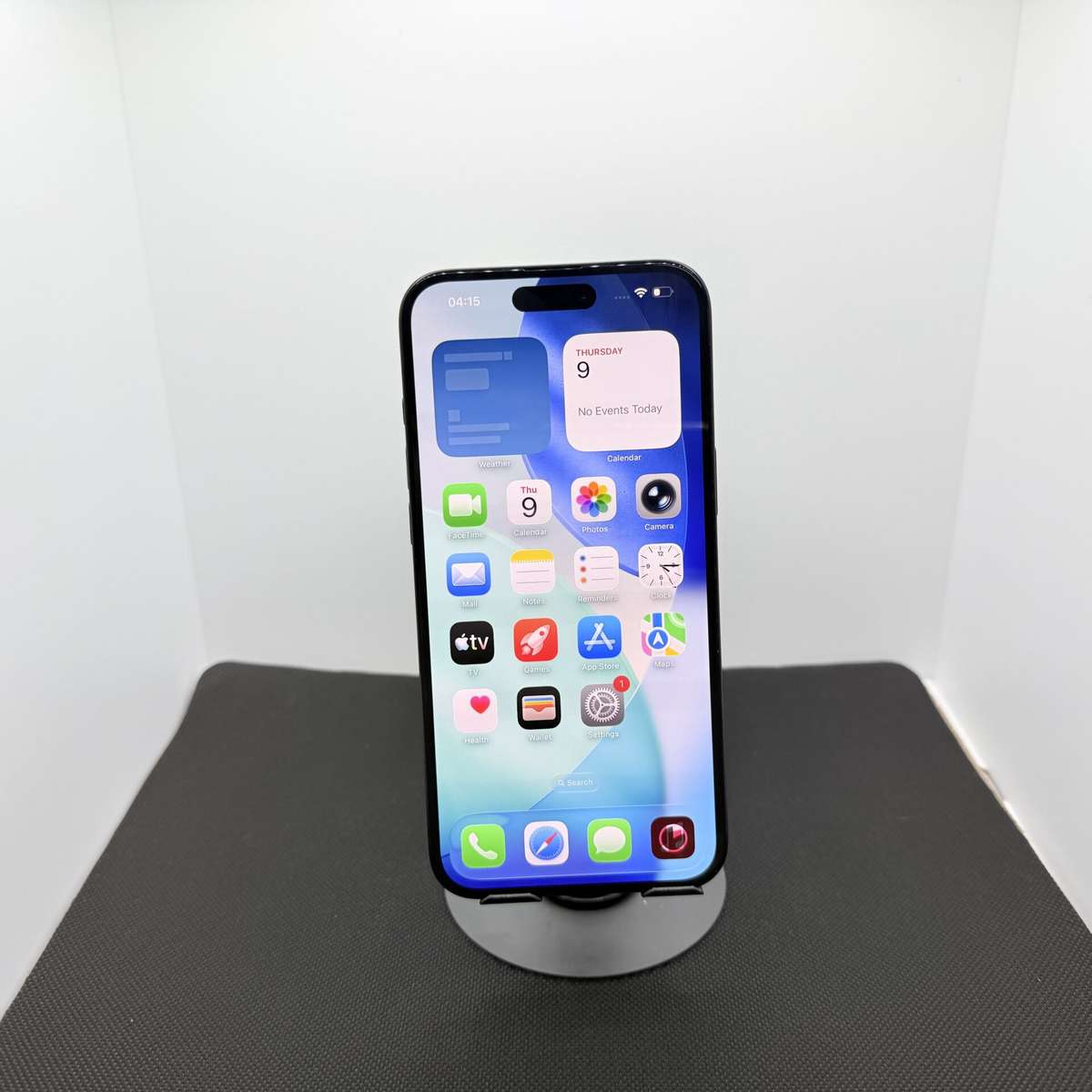 Apple iPhone 16 Plus 128GB Black  (Grade B)