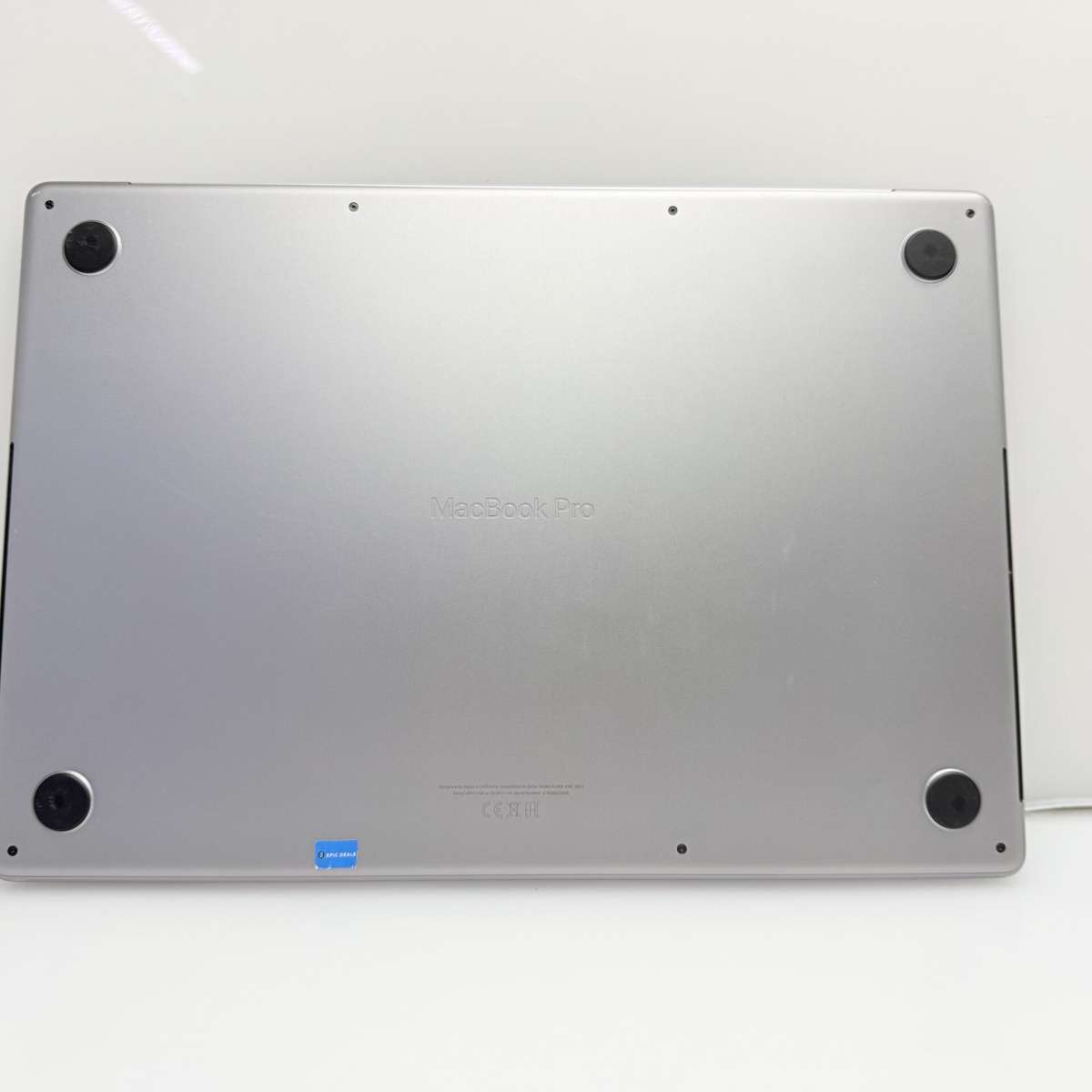 SALE: Apple Macbook Pro M1 Pro 16-Inch 10 CPU/16 GPU (2021) 16GB RAM 512GB SSD Space Gray (...