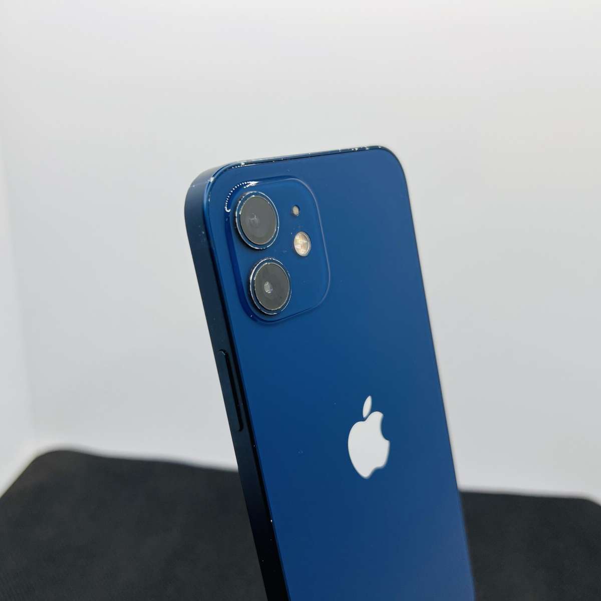 Apple iPhone 12 128GB Blue  (Grade B)