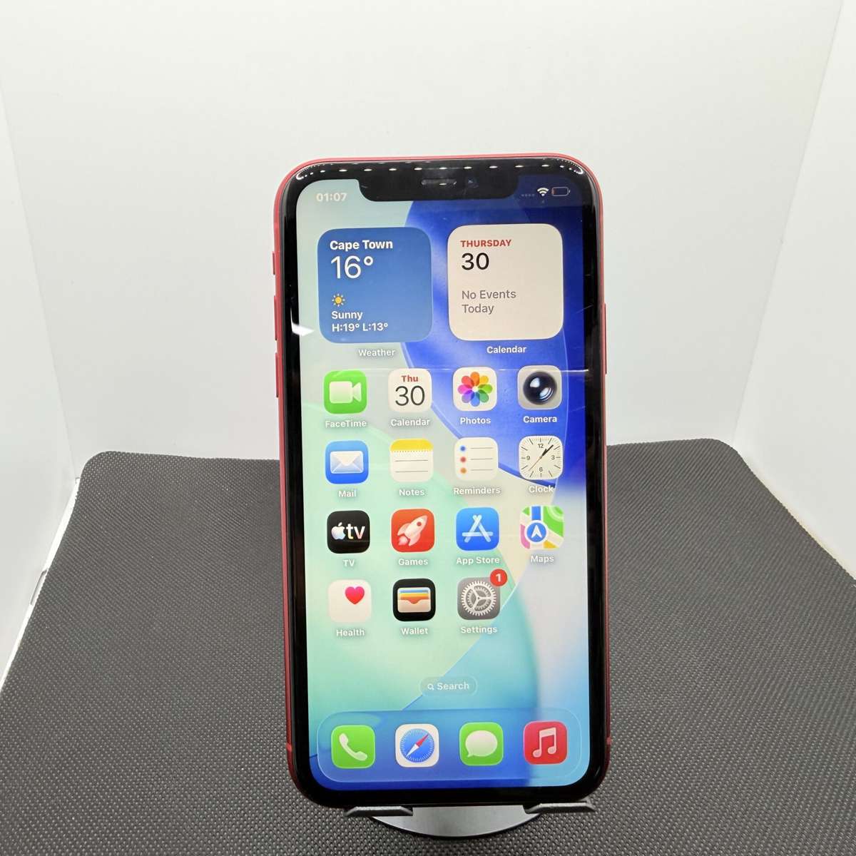 Apple iPhone 11 64GB Product Red  (Grade B)