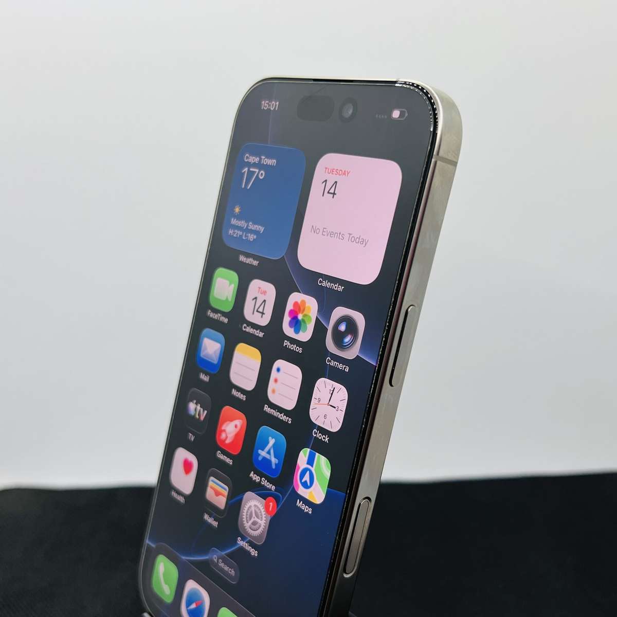 Apple iPhone 16 Pro 256GB Natural Titanium  (Condition: Good)