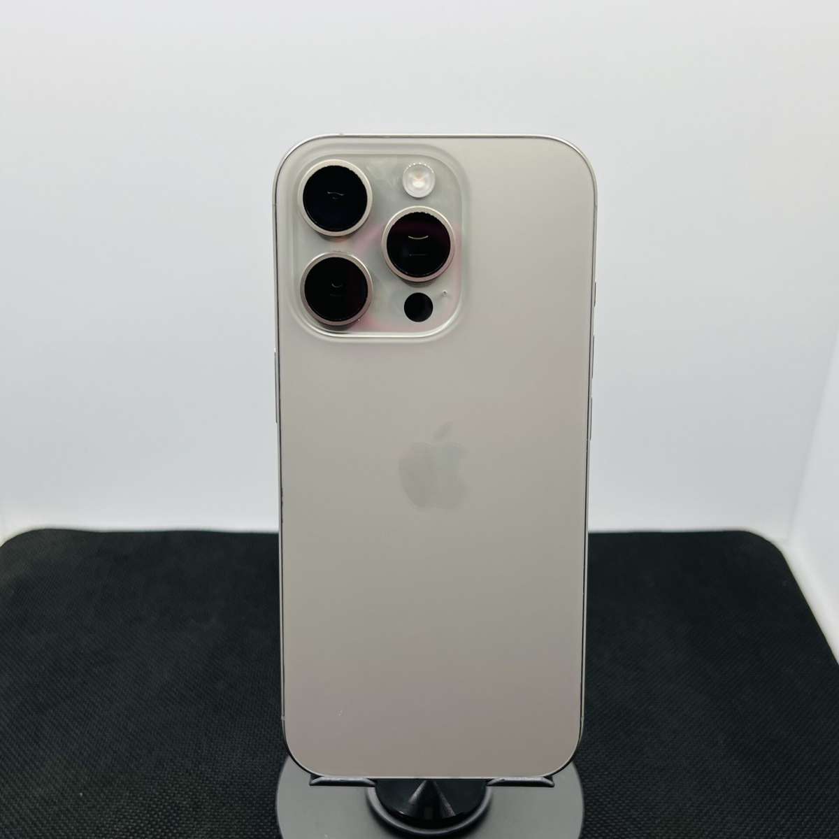 Apple iPhone 16 Pro 256GB Natural Titanium  (Condition: Good)