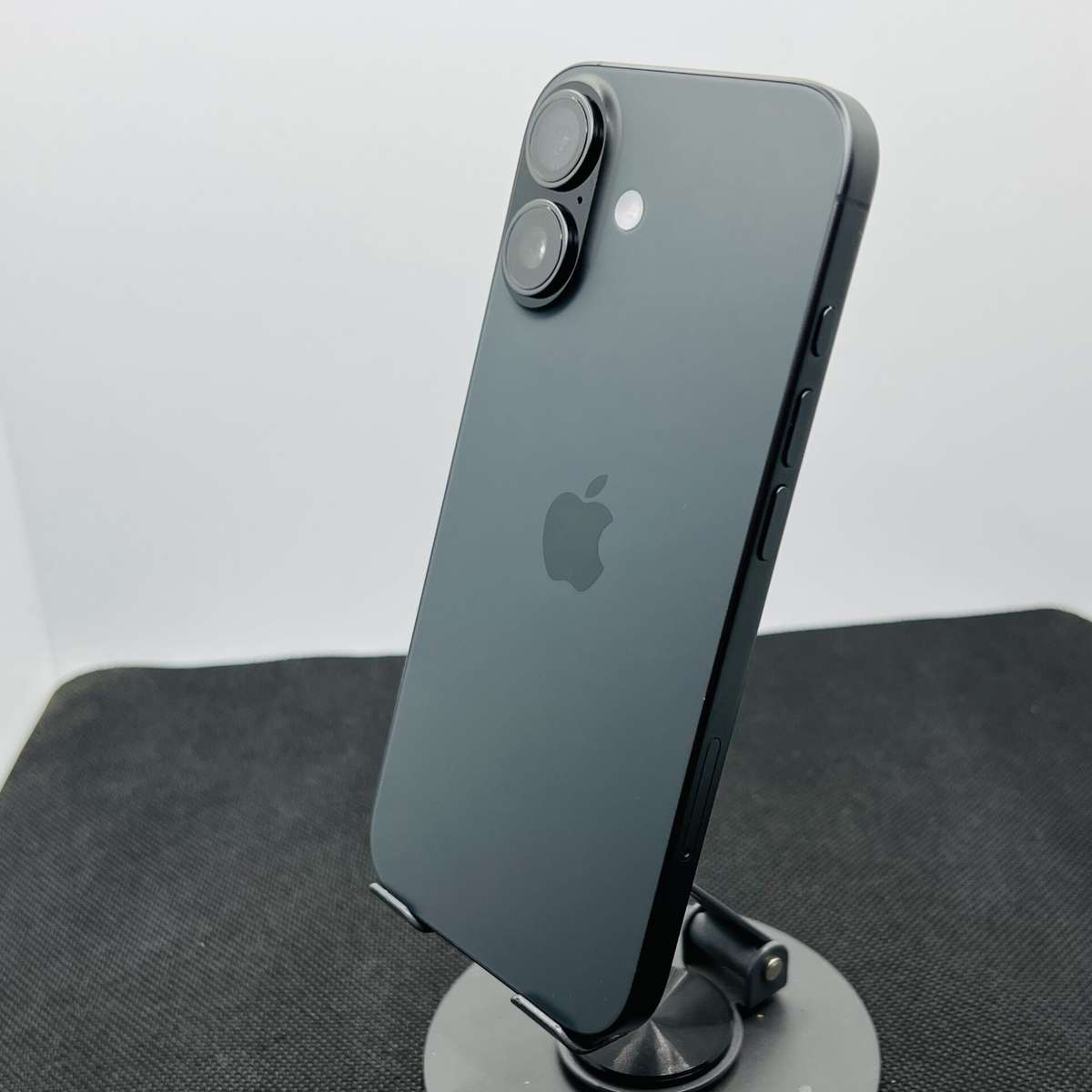 Apple iPhone 17 256GB Black  (Grade A)