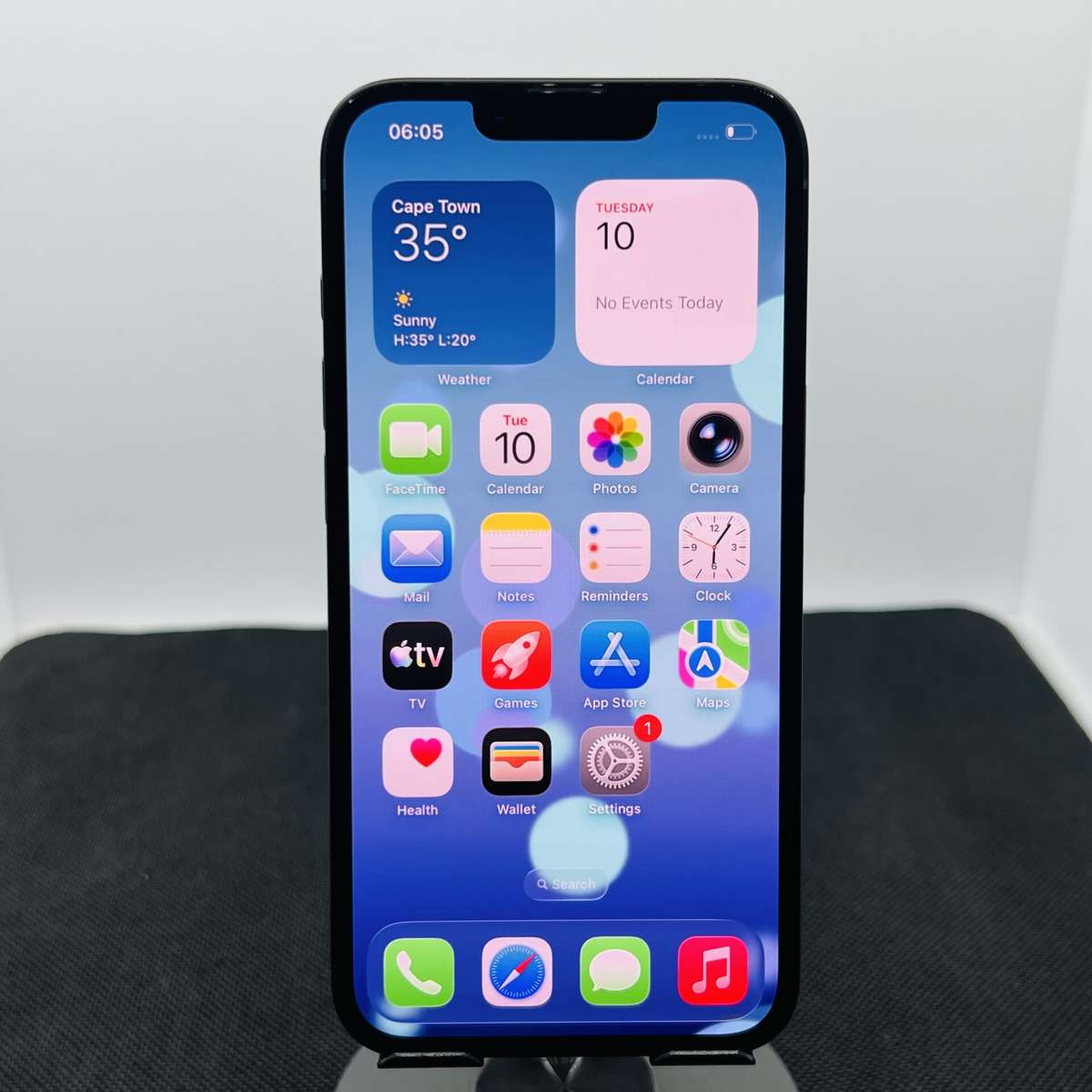 Apple iPhone 16e 128GB Black  (Grade A)