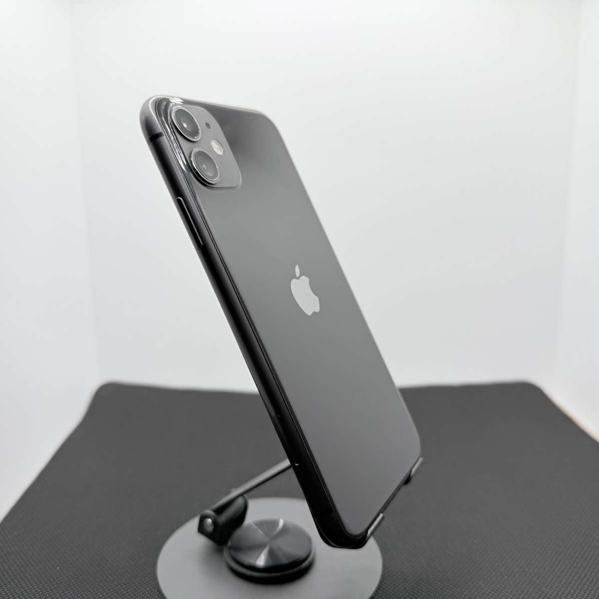 Apple iPhone 11 64GB Black  (Grade B)