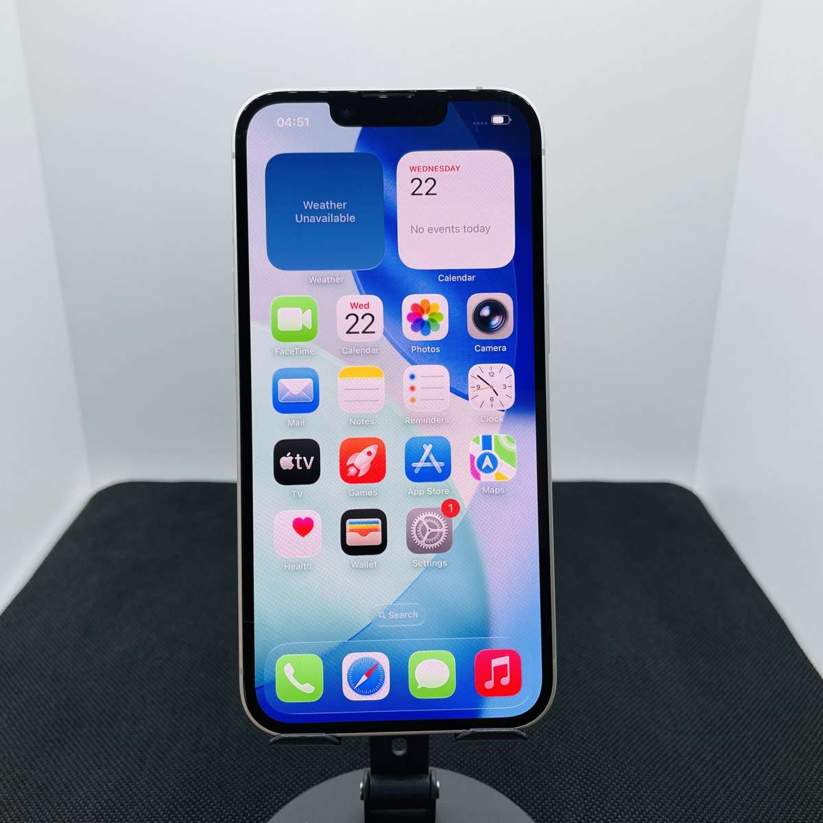 Apple iPhone 16e 256GB White  (Condition: Good)