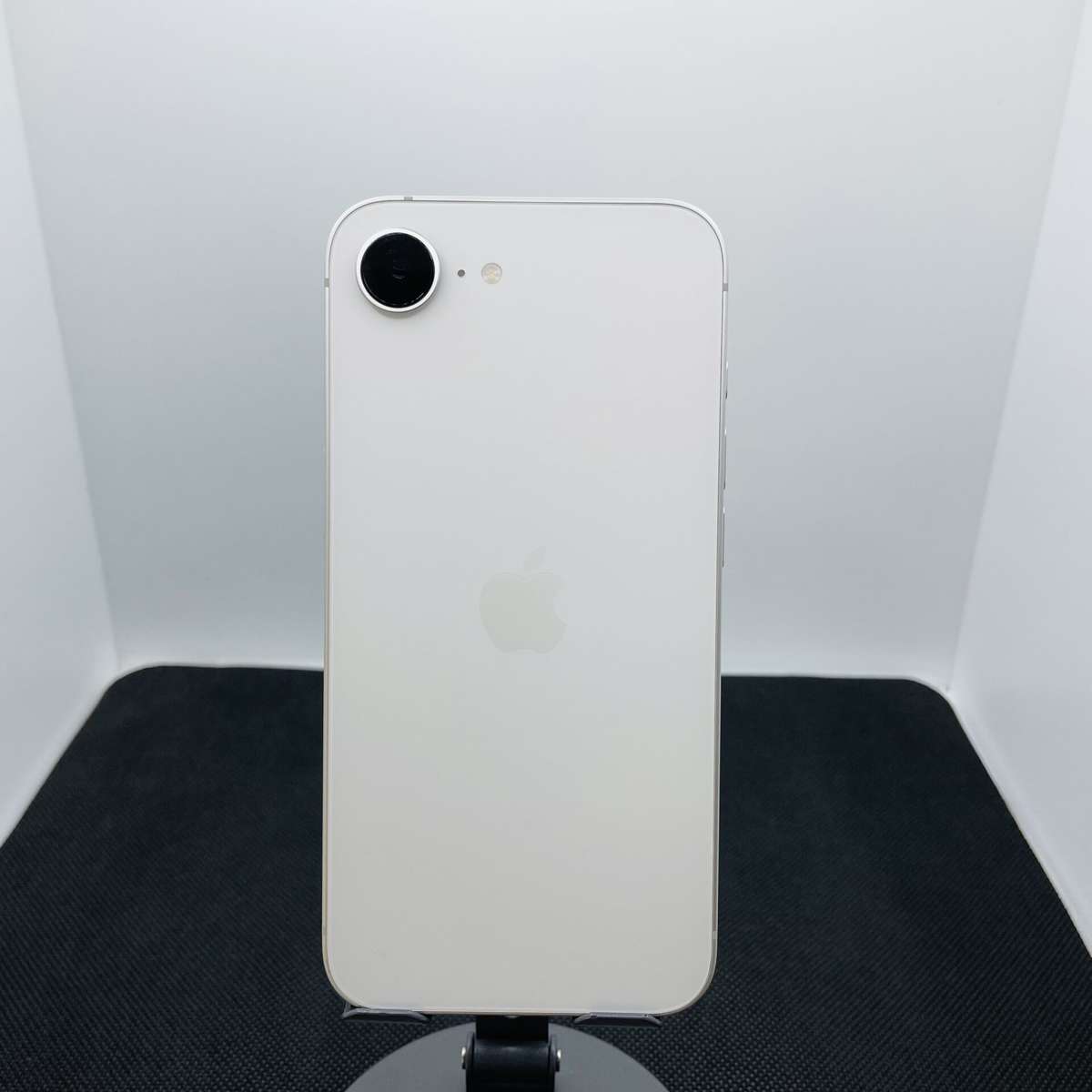 Apple iPhone 16e 256GB White  (Condition: Good)