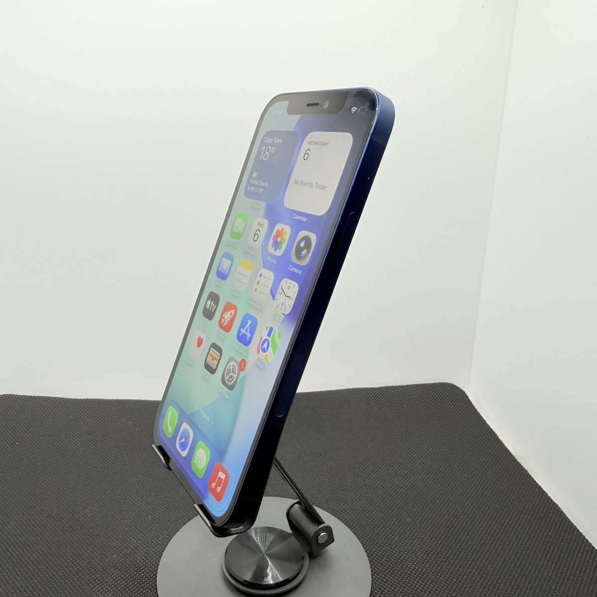 Apple iPhone 12 64GB Blue  (Grade B)