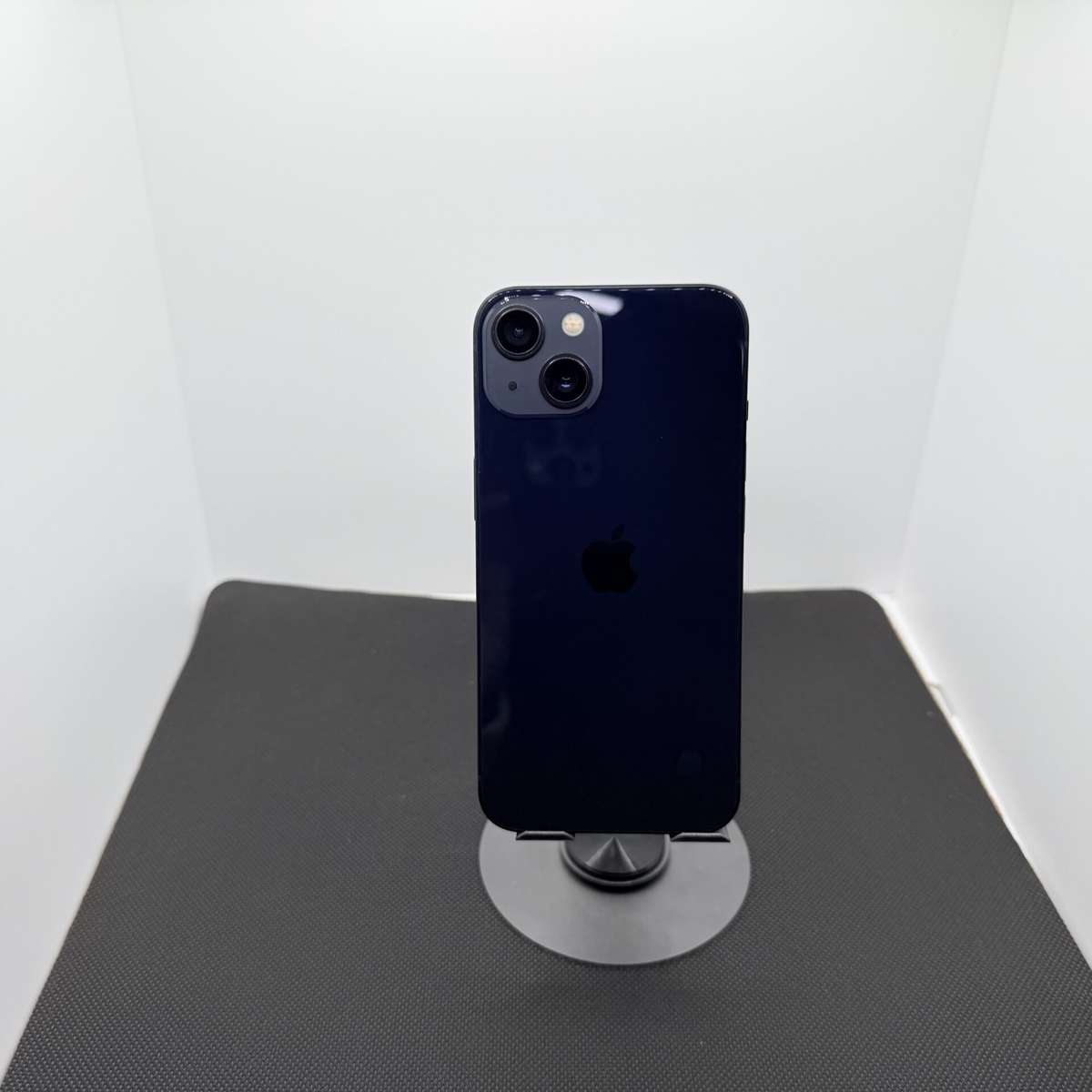 Apple iPhone 13 128GB Midnight (Condition: Good)