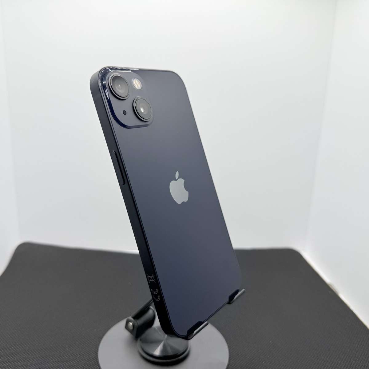 Apple iPhone 13 128GB Midnight (Condition: Good)