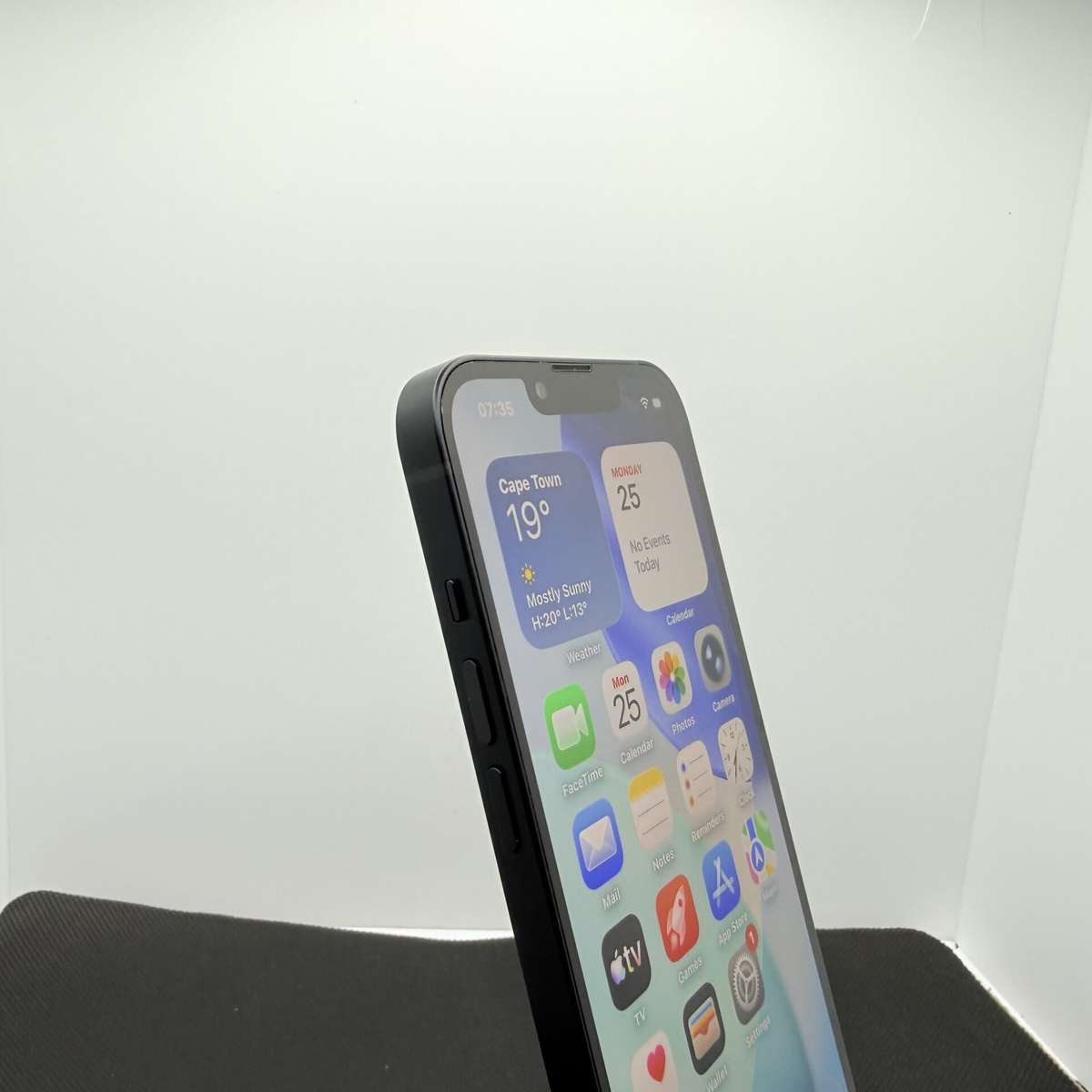 Apple iPhone 13 128GB Midnight (Condition: Good)