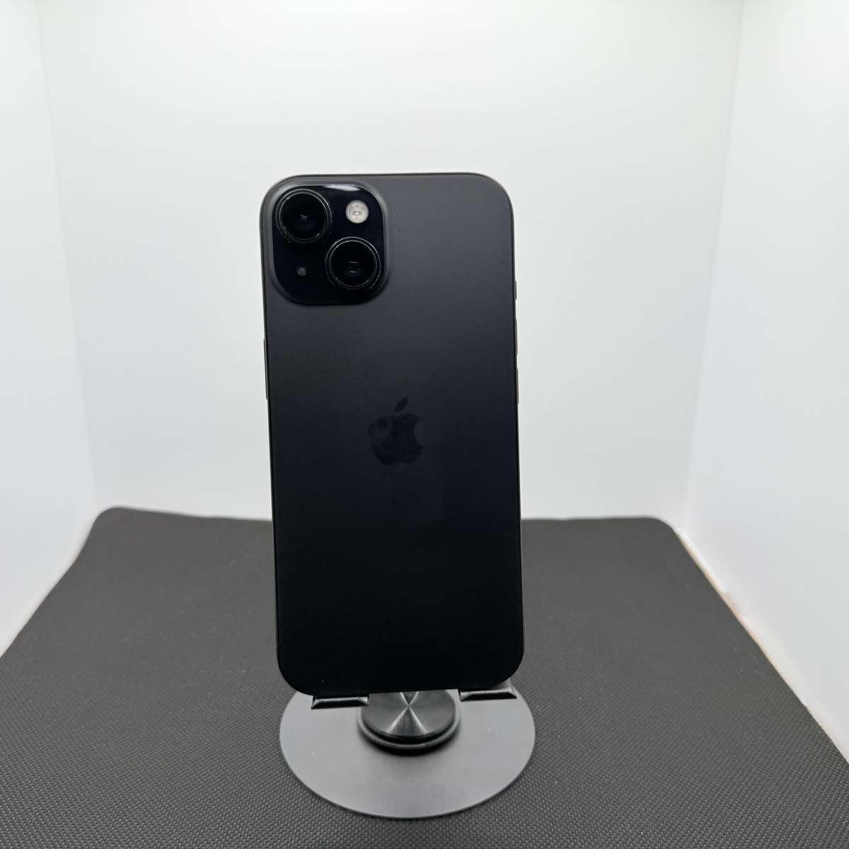 Apple iPhone 15 128GB Black (Condition: Excellent)