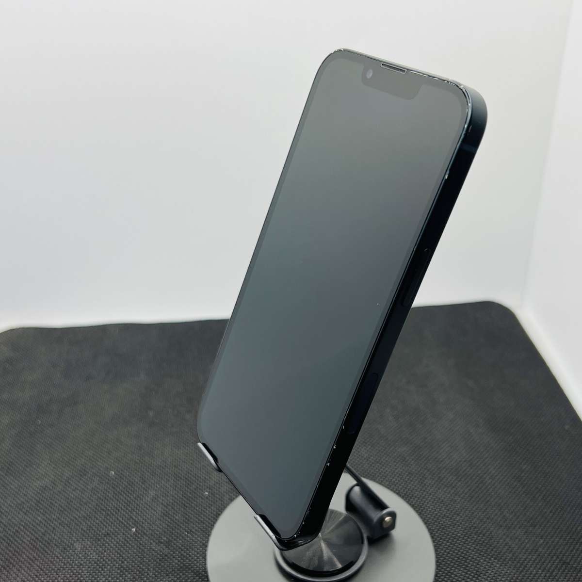 Apple iPhone 13 128GB Midnight (Condition: Good)