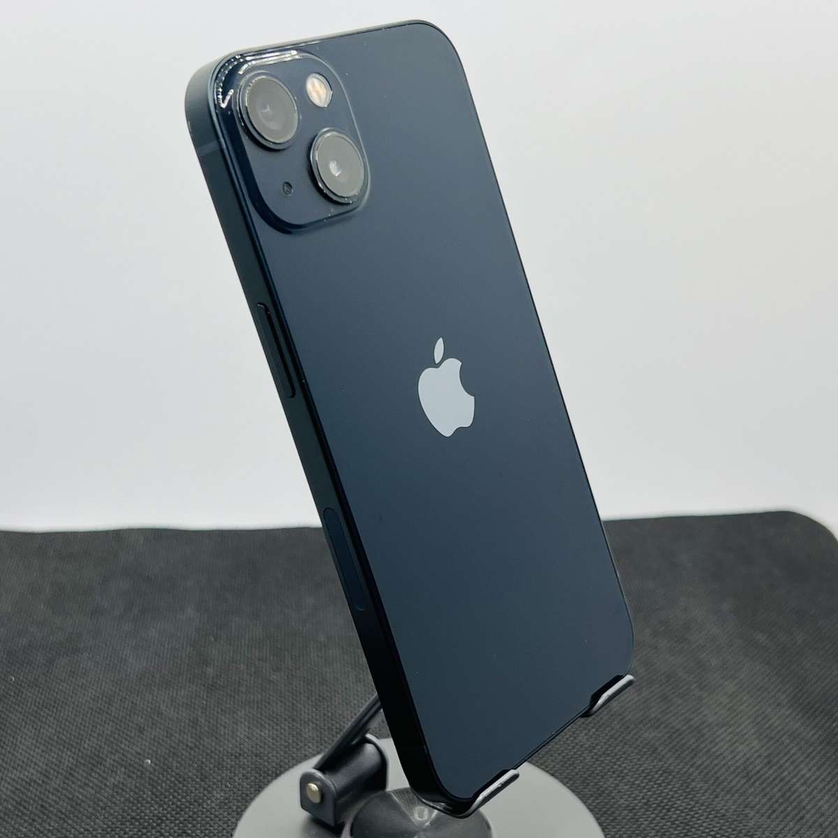 Apple iPhone 13 128GB Midnight (Condition: Good)