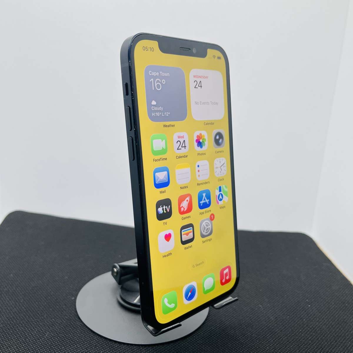 Apple iPhone 12 128GB Black (Condition: Good)