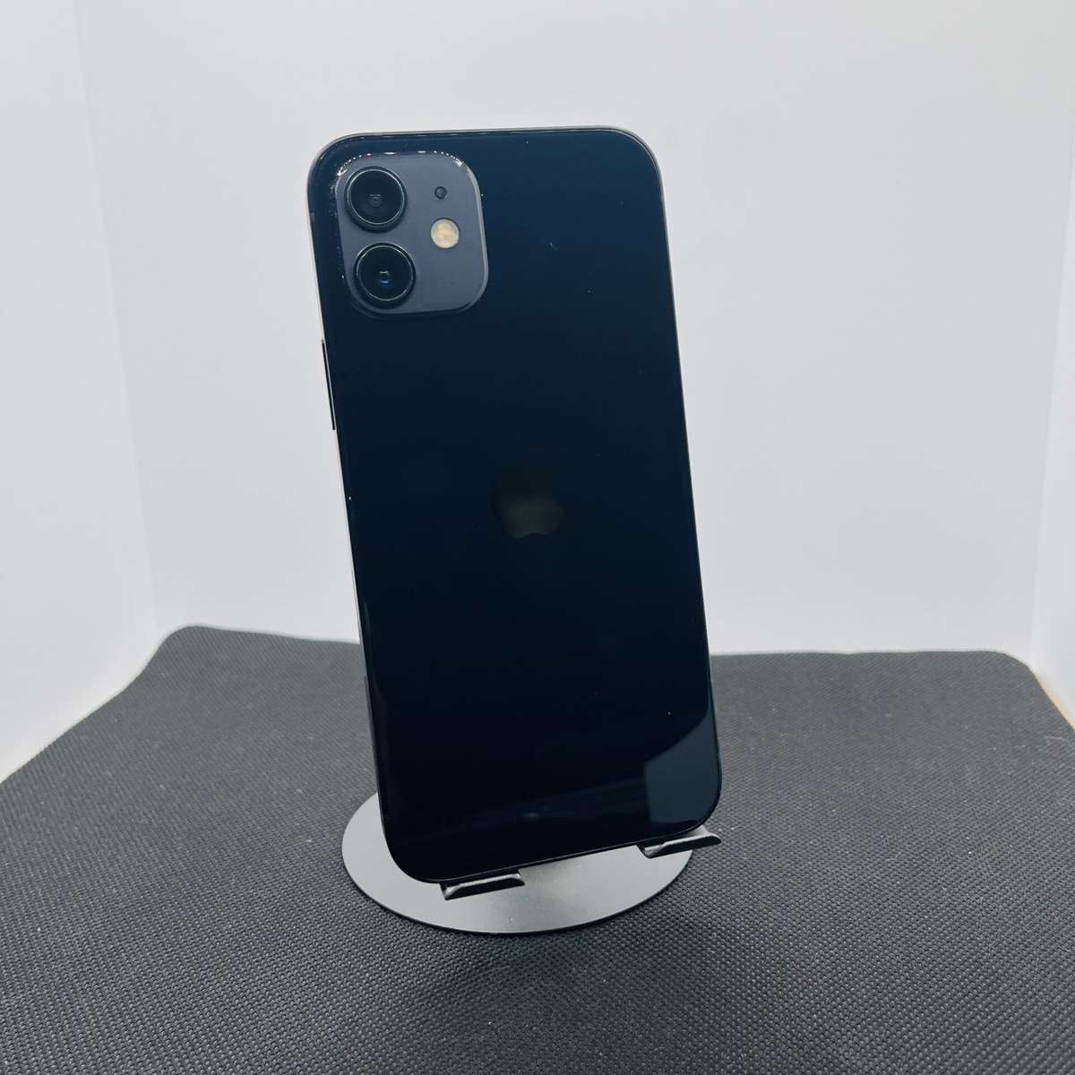 Apple iPhone 12 128GB Black (Condition: Good)