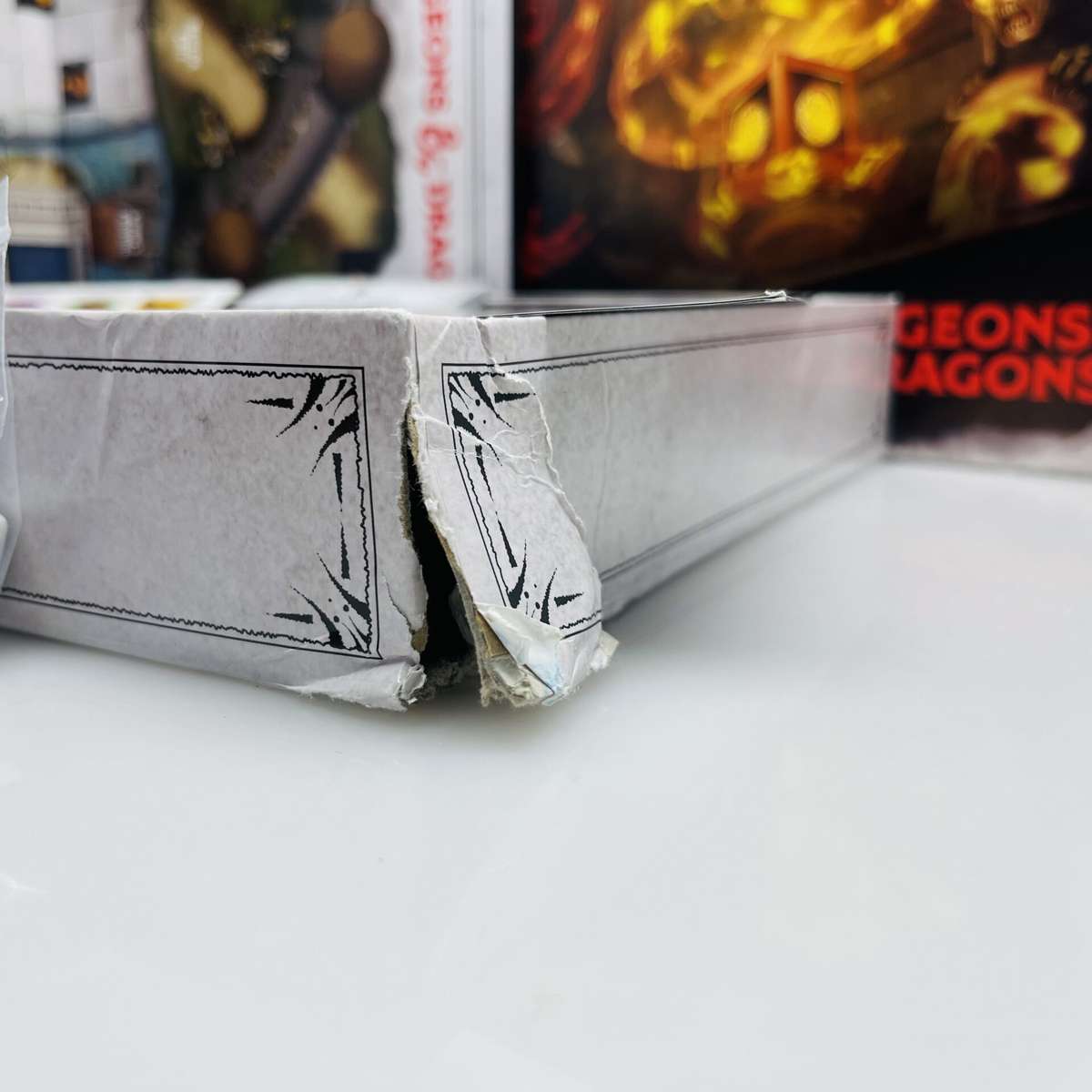 Cluedo- Dungeons and Dragons Edition (Condition: Good) Torn box