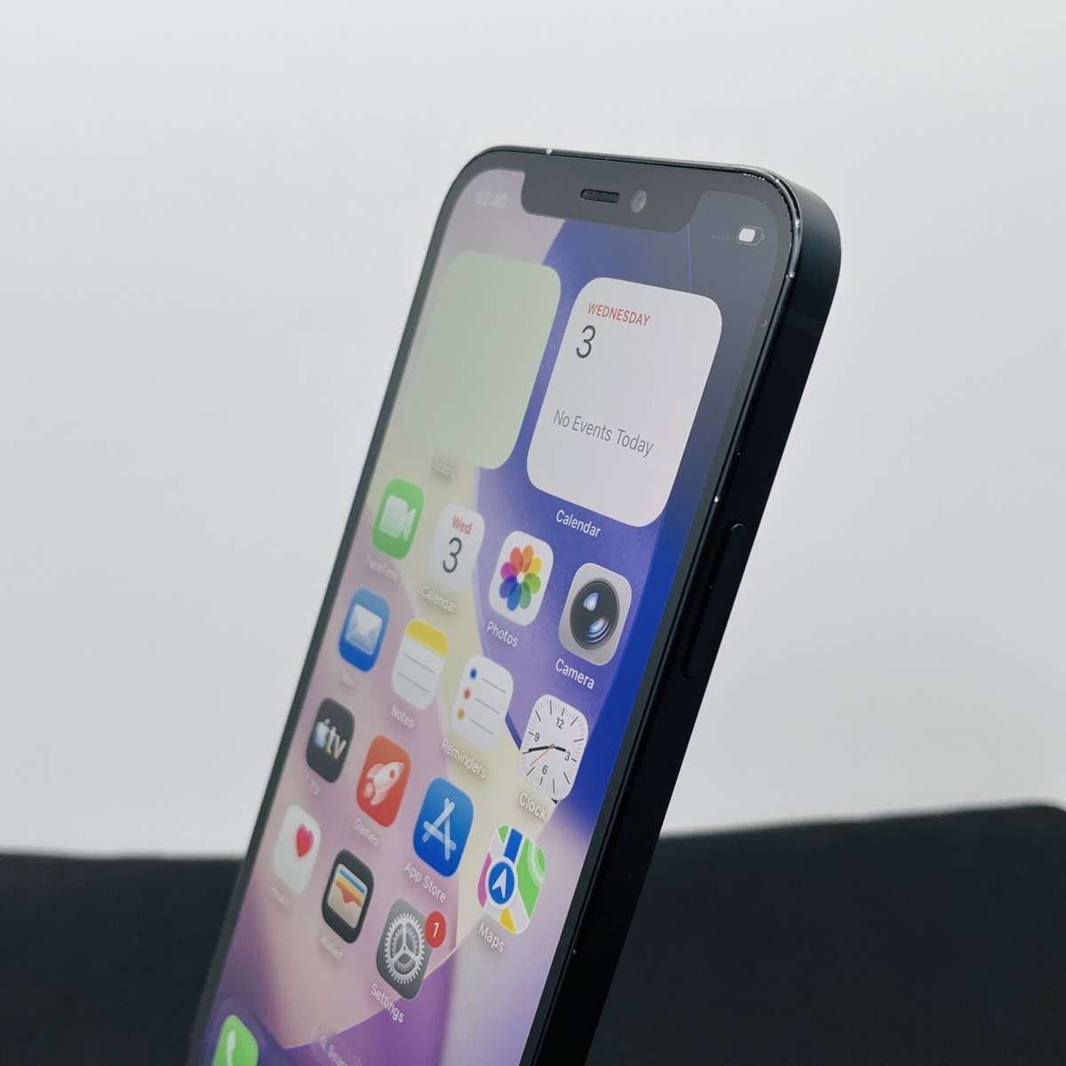 Apple iPhone 12 64GB Black (Condition: Good)