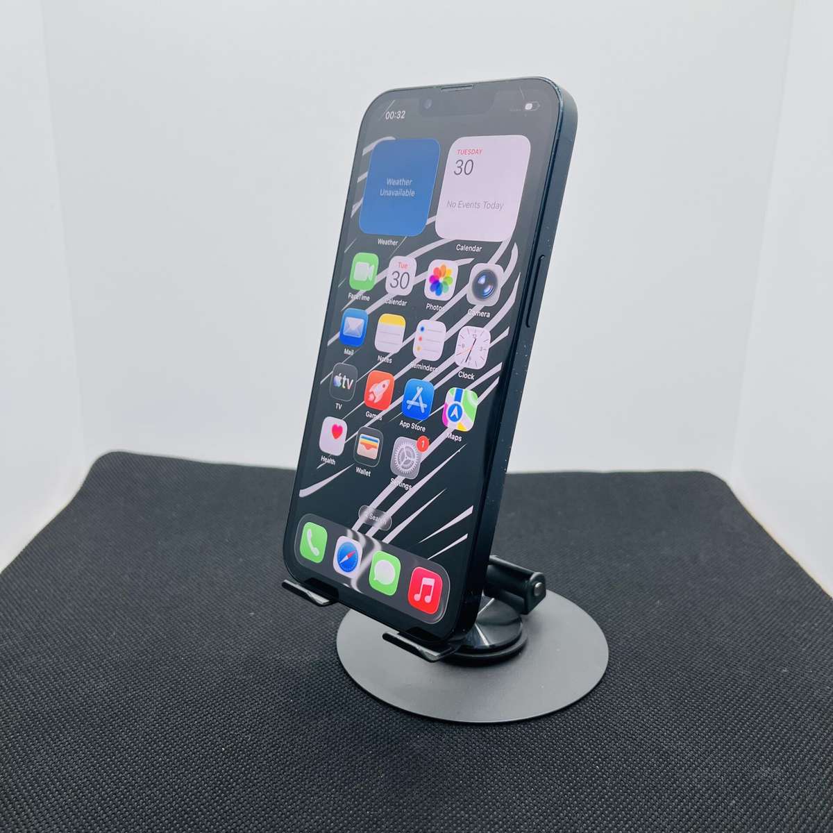 Apple iPhone 13 128GB Midnight (Condition: Good)