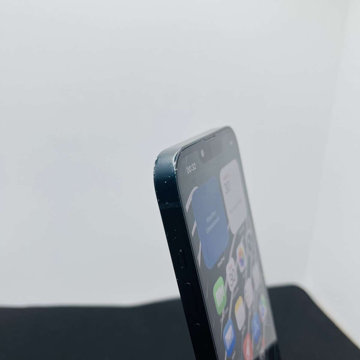 Apple iPhone 13 128GB Midnight (Condition: Good)