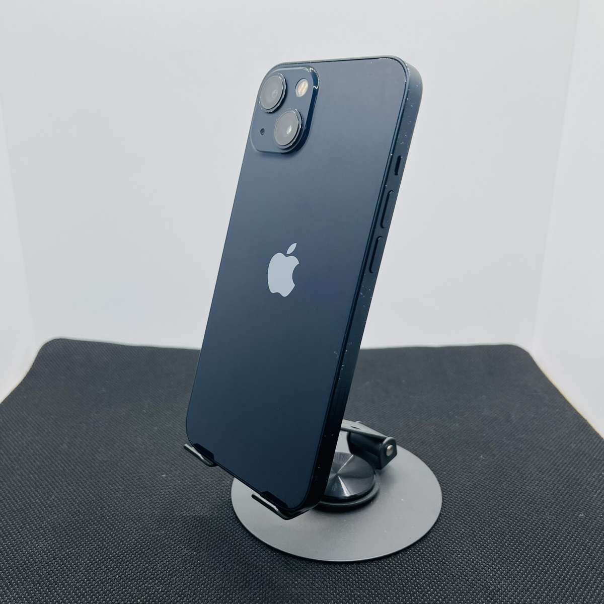 Apple iPhone 13 128GB Midnight (Condition: Good)