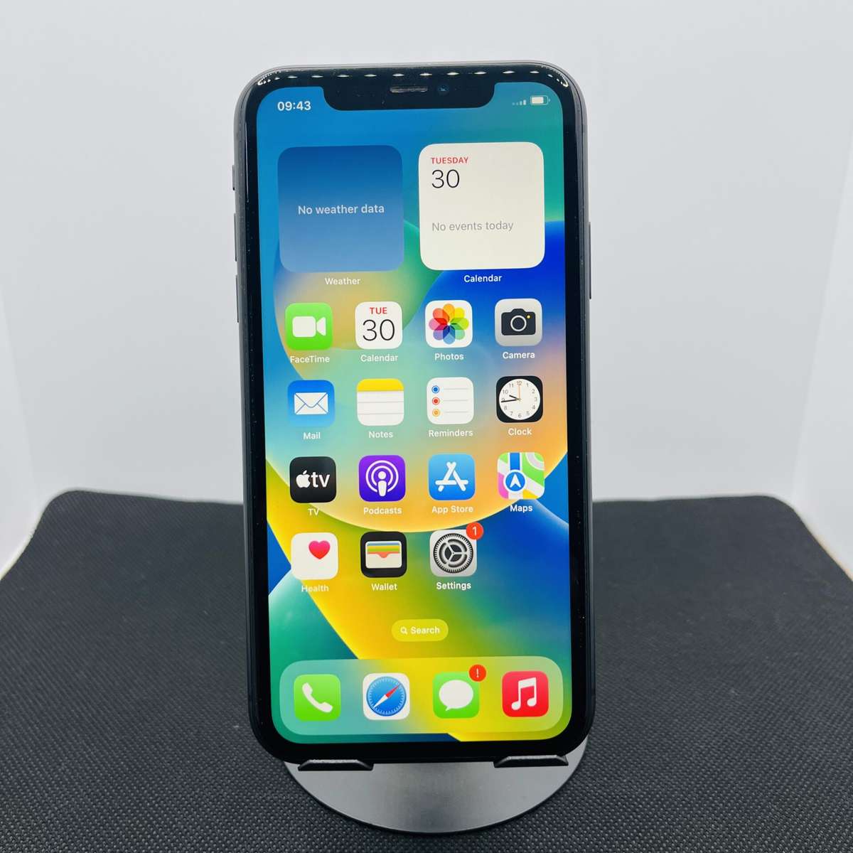 Apple iPhone 11 64GB Black (Condition: Good)