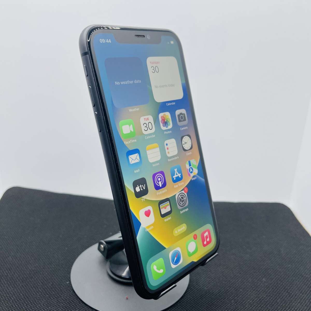 Apple iPhone 11 64GB Black (Condition: Good)