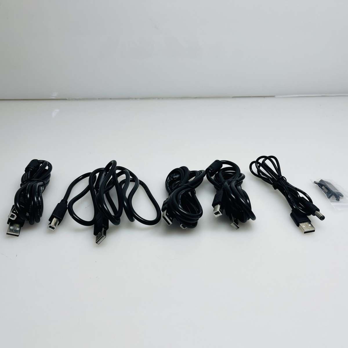 Unitek HDMI KVM Switch 4-in-1 V306A Black (Condition: Pristine)