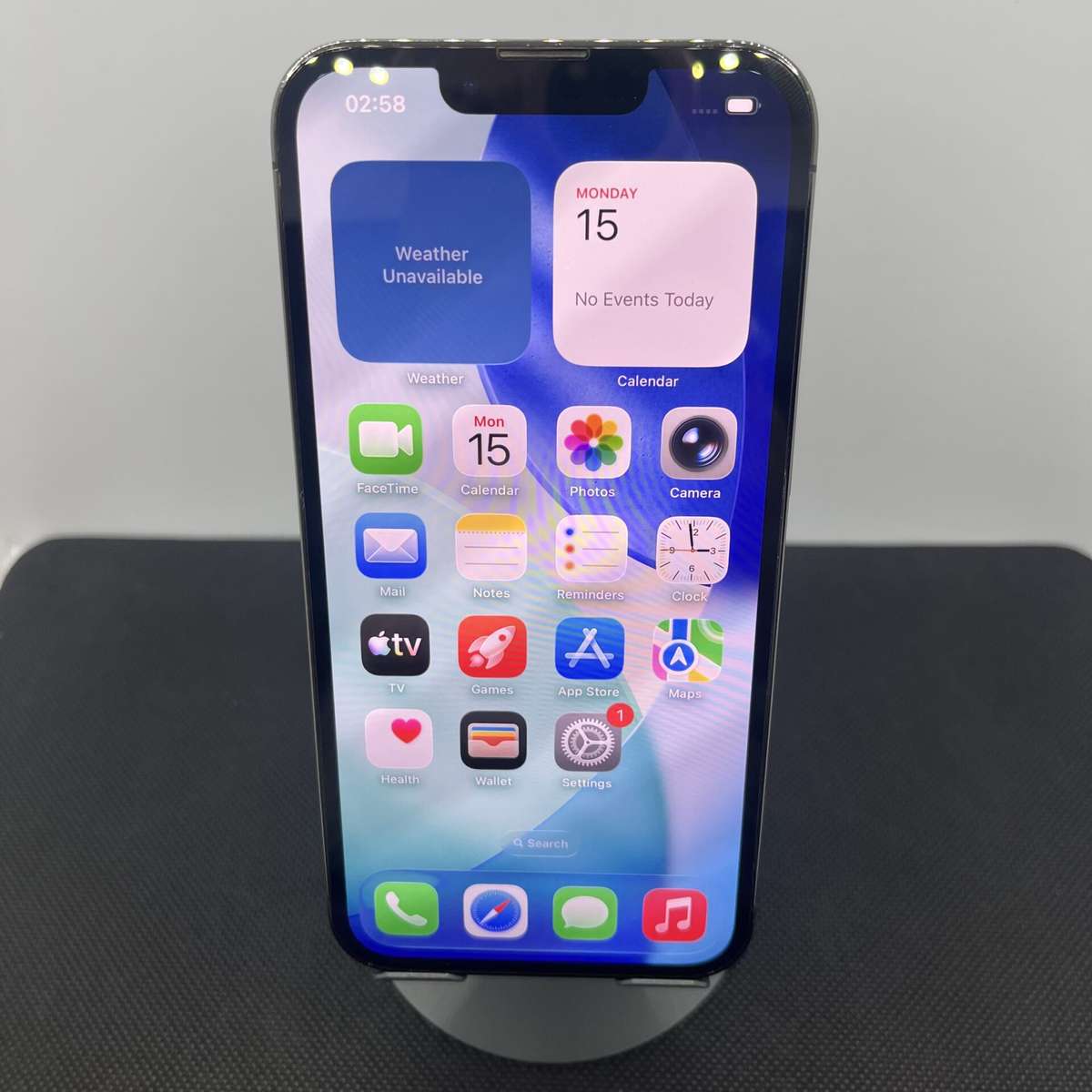 Apple iPhone 13 Pro 1TB Graphite (Condition: Good)