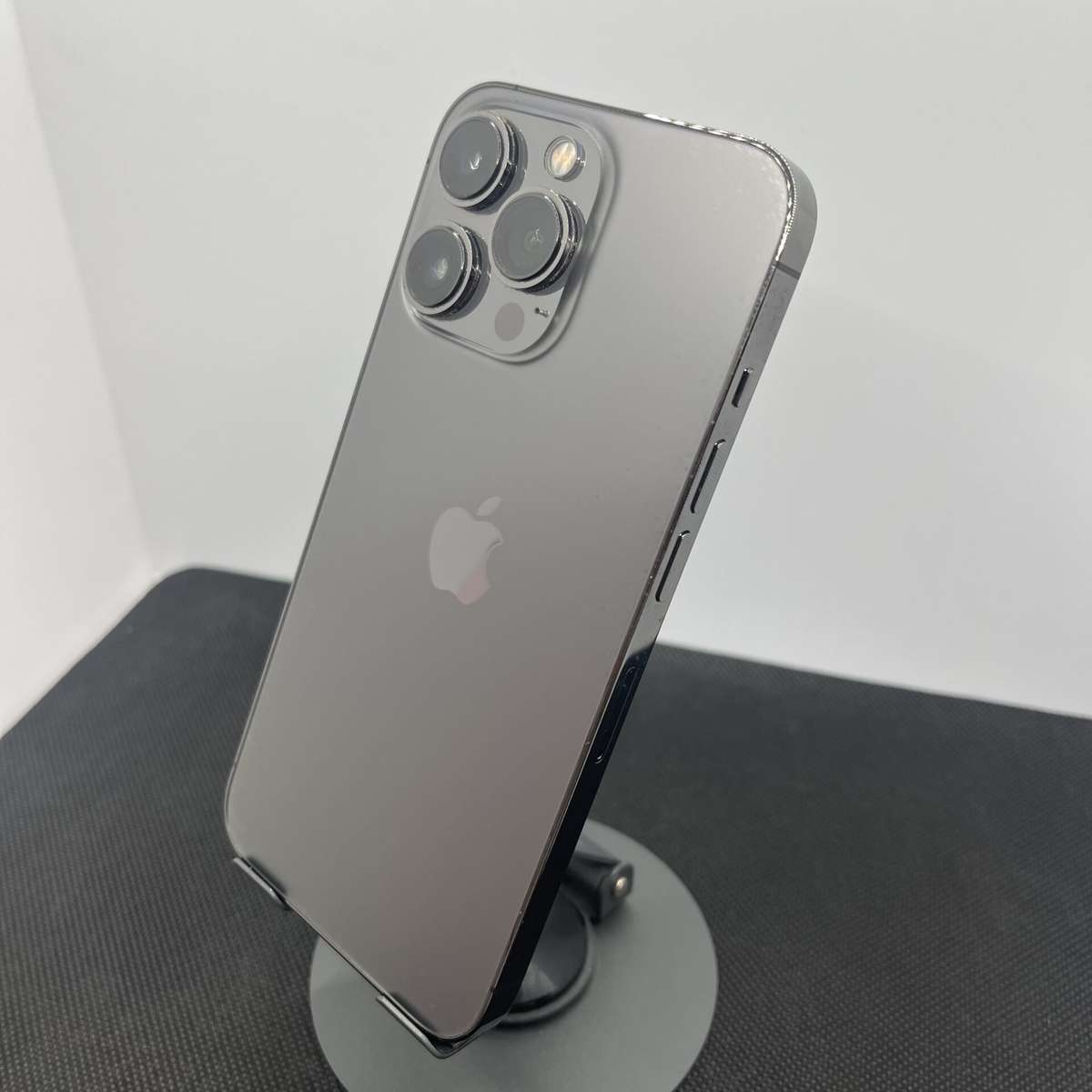Apple iPhone 13 Pro 1TB Graphite (Condition: Good)