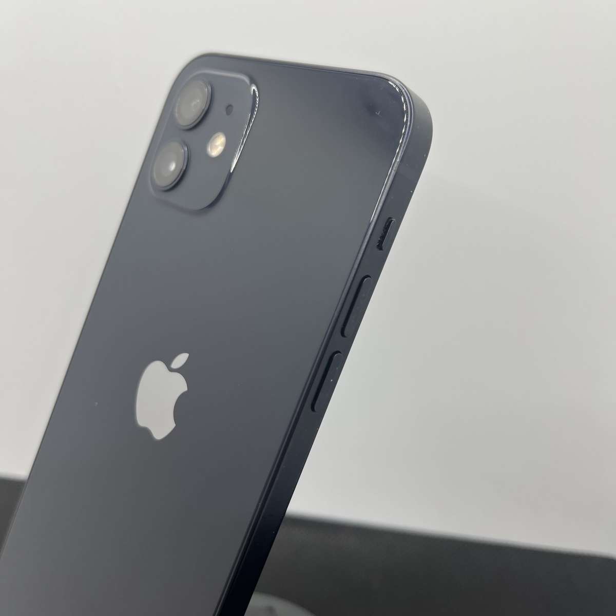 Apple iPhone 12 128GB Black (Condition: Good)
