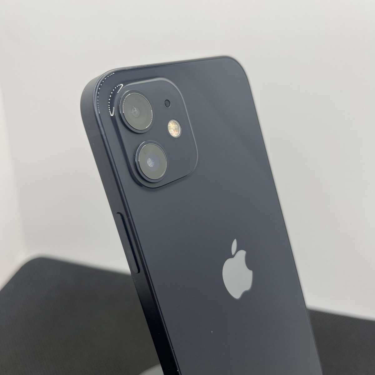 Apple iPhone 12 128GB Black (Condition: Good)