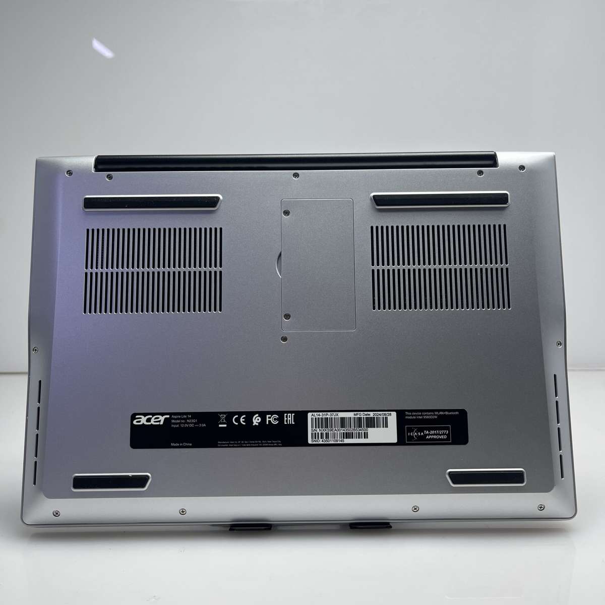 Acer Aspire Lite AL14-31P "Core i3-N300" 8GB RAM 512GB SSD Silver (Condition: Excellent)