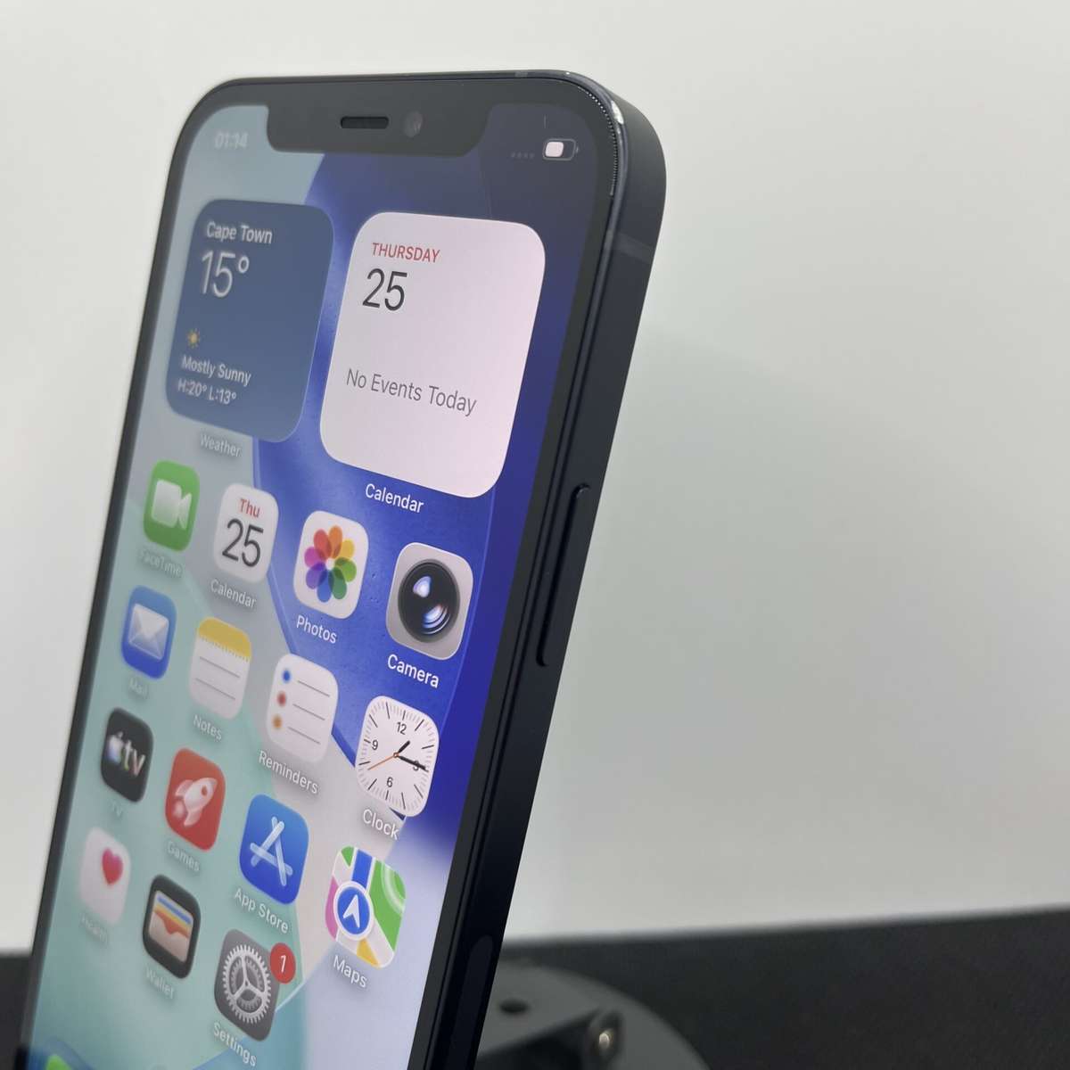 Apple iPhone 12 128GB Black (Condition: Good)
