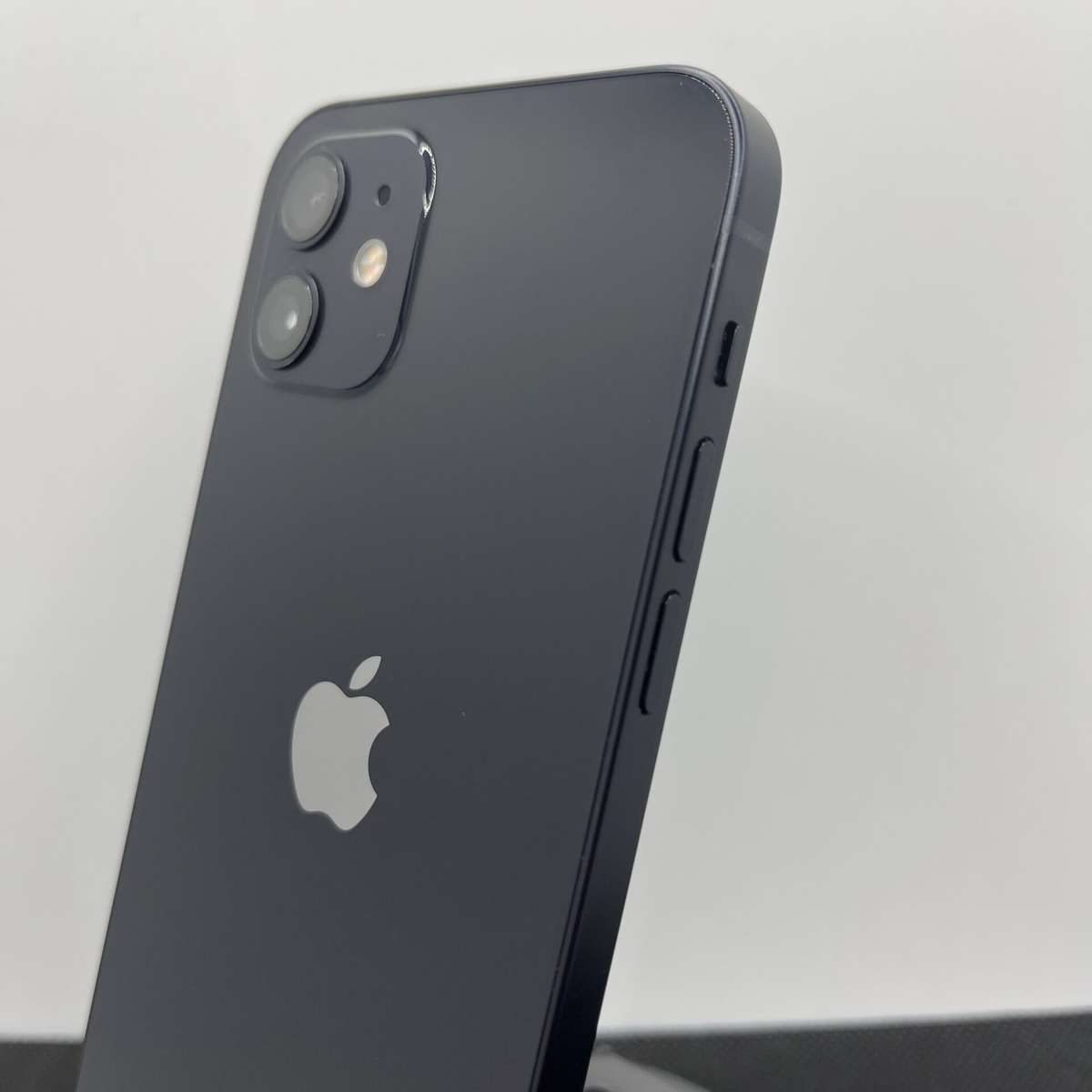 Apple iPhone 12 128GB Black (Condition: Good)