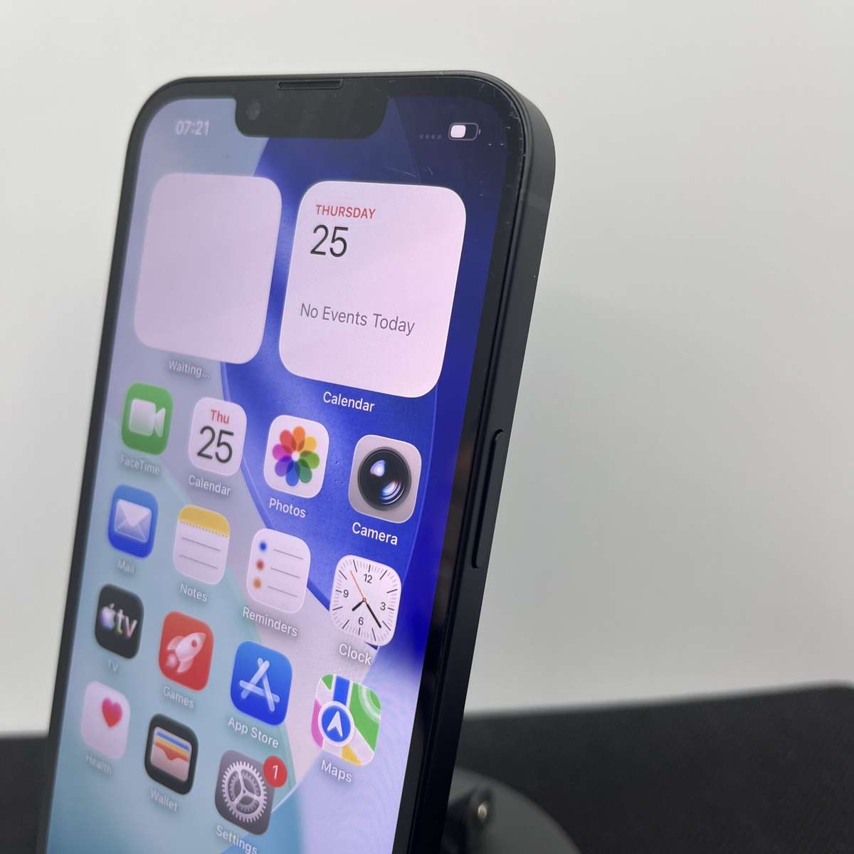 Apple iPhone 13 256GB Midnight (Condition: Good)