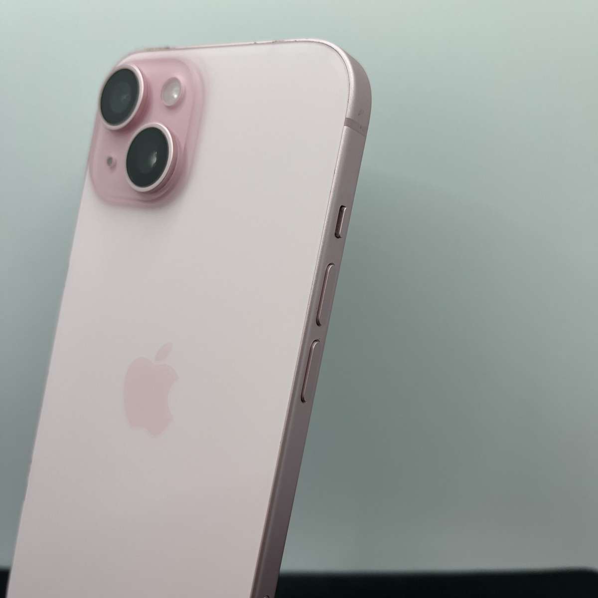 Apple iPhone 15 128GB Pink (Condition: Good)