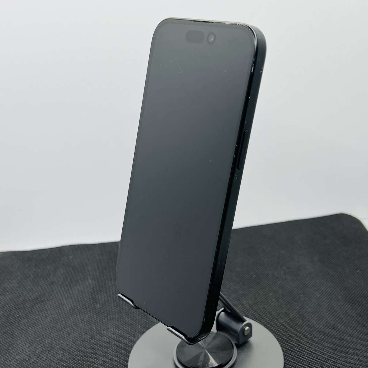 Apple iPhone 15 128GB Black (Condition: Good)